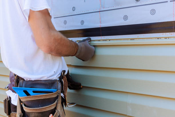 Trusted Storm Damage Siding Repair service in Martinsville, IN - Creative Siding